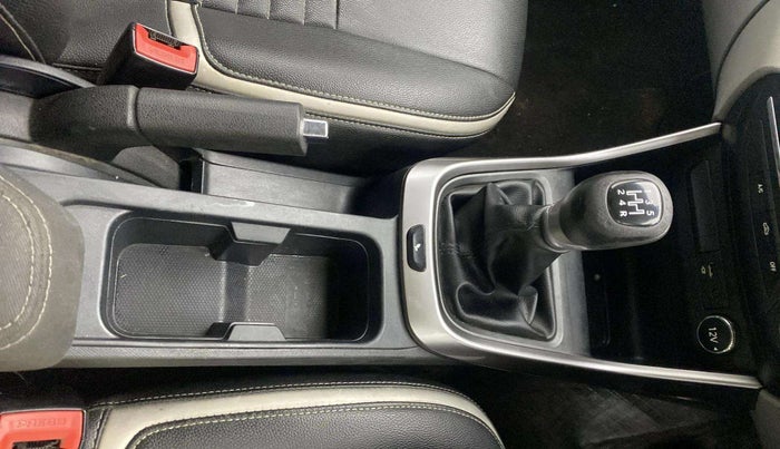 2020 Tata ALTROZ XZ PETROL, Petrol, Manual, 72,897 km, Gear Lever