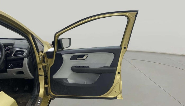 2020 Tata ALTROZ XZ PETROL, Petrol, Manual, 72,897 km, RHS Front Door