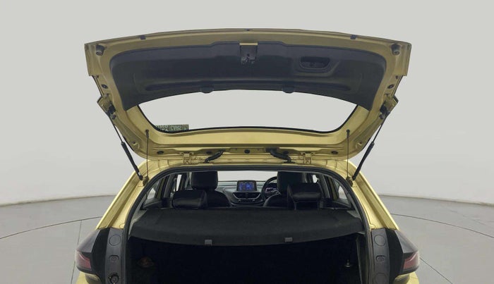 2020 Tata ALTROZ XZ PETROL, Petrol, Manual, 72,897 km, Boot Door Open