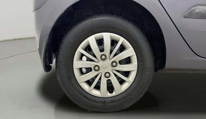 2013 Hyundai i10 MAGNA 1.2, Petrol, Manual, 31,220 km, Right Rear Wheel