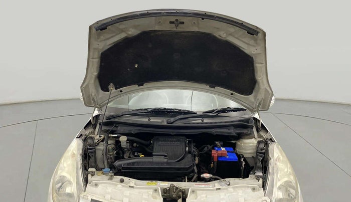 2015 Maruti Swift VXI, Petrol, Manual, 57,586 km, Open Bonet