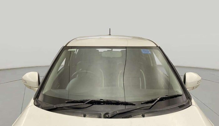 2015 Maruti Swift VXI, Petrol, Manual, 57,586 km, Front Windshield