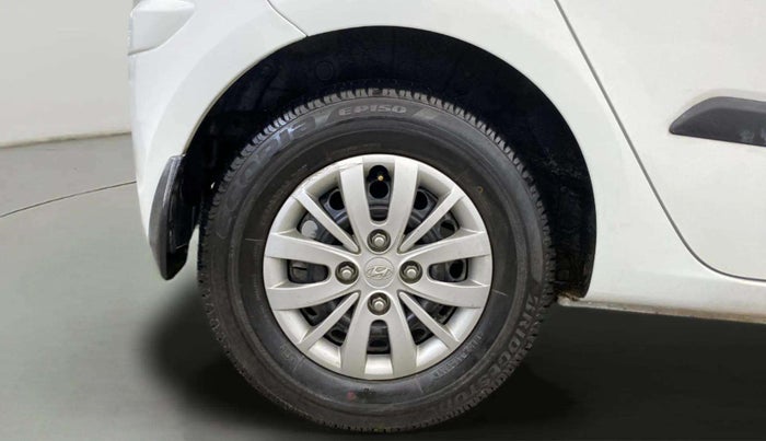 2013 Hyundai i10 MAGNA 1.2, Petrol, Manual, 40,645 km, Right Rear Wheel