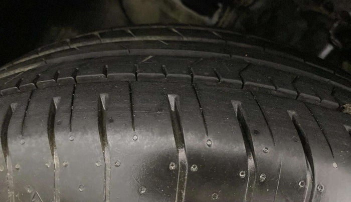 2020 Hyundai Creta EX 1.5 PETROL, Petrol, Manual, 24,740 km, Left Front Tyre Tread