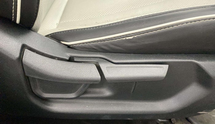 2020 Hyundai Creta EX 1.5 PETROL, Petrol, Manual, 24,740 km, Driver Side Adjustment Panel