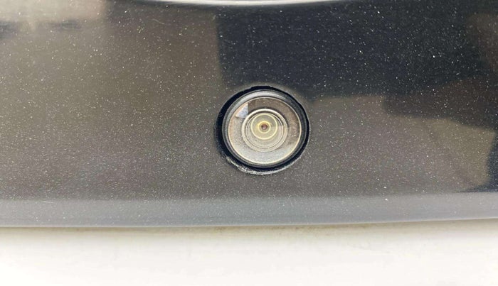 2022 Tata NEXON XZA PLUS (O) DIESEL DUAL TONE, Diesel, Automatic, 76,920 km, Parking Camera