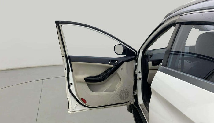 2022 Tata NEXON XZA PLUS (O) DIESEL DUAL TONE, Diesel, Automatic, 76,920 km, LHS Front Door