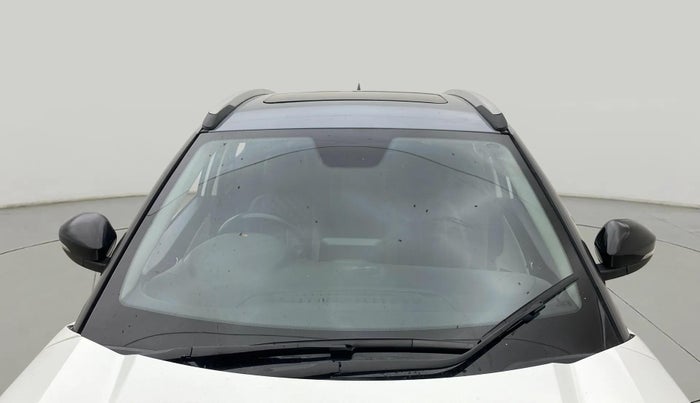 2022 Tata NEXON XZA PLUS (O) DIESEL DUAL TONE, Diesel, Automatic, 76,920 km, Front Windshield