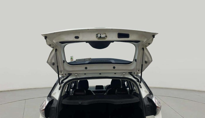 2022 Tata NEXON XZA PLUS (O) DIESEL DUAL TONE, Diesel, Automatic, 76,920 km, Boot Door Open