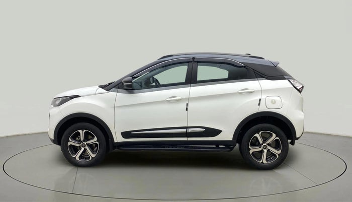 2022 Tata NEXON XZA PLUS (O) DIESEL DUAL TONE, Diesel, Automatic, 76,920 km, Left Side