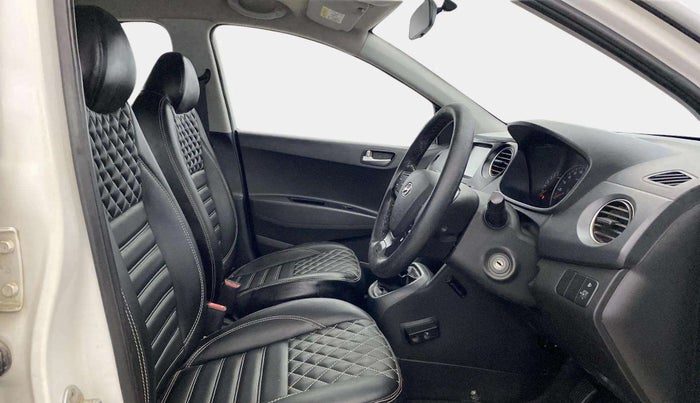 2018 Hyundai Grand i10 SPORTZ 1.2 KAPPA VTVT DUAL TONE, Petrol, Manual, 64,516 km, Right Side Front Door Cabin