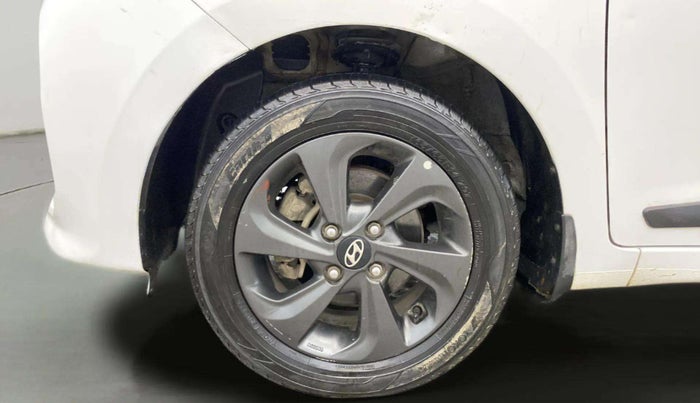 2018 Hyundai Grand i10 SPORTZ 1.2 KAPPA VTVT DUAL TONE, Petrol, Manual, 64,516 km, Left Front Wheel