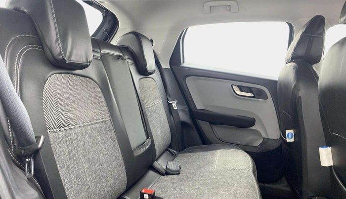 2020 Tata ALTROZ XZ PETROL, Petrol, Manual, 36,632 km, Right Side Rear Door Cabin