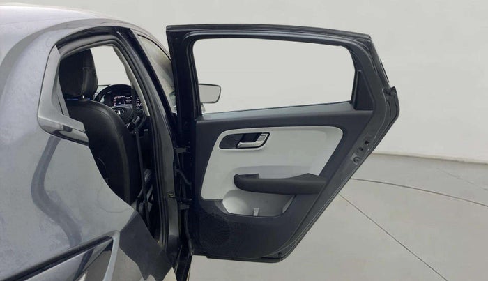 2020 Tata ALTROZ XZ PETROL, Petrol, Manual, 36,632 km, RHS Rear Door