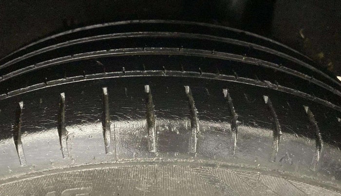 2018 Maruti Baleno ZETA PETROL 1.2, Petrol, Manual, 70,488 km, Left Rear Tyre Tread