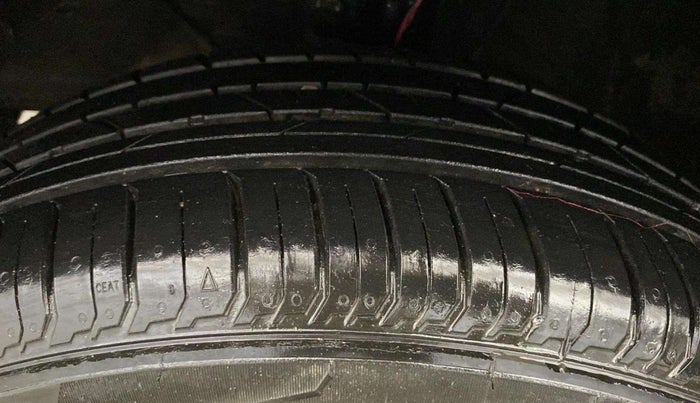 2018 Maruti Baleno ZETA PETROL 1.2, Petrol, Manual, 70,488 km, Left Front Tyre Tread