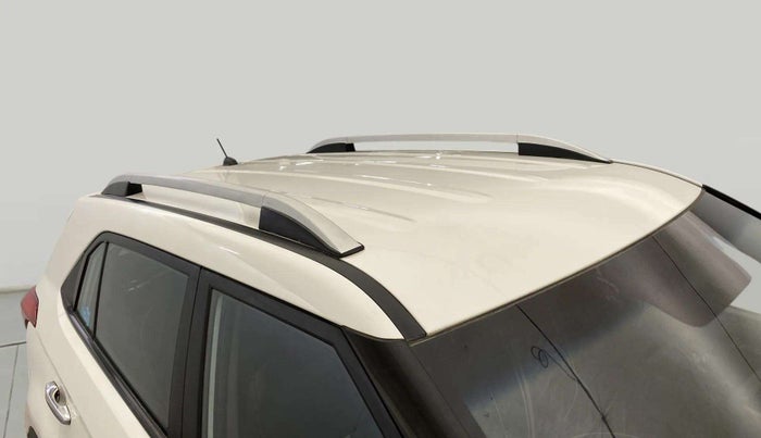 2016 Hyundai Creta BASE 1.6 PETROL, CNG, Manual, 1,20,376 km, Roof