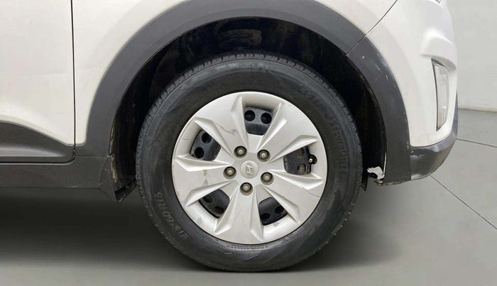 2016 Hyundai Creta BASE 1.6 PETROL, CNG, Manual, 1,20,376 km, Right Front Wheel