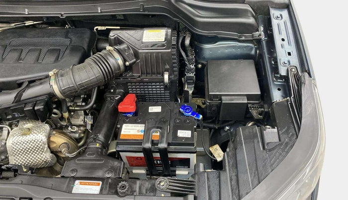 2022 Mahindra XUV300 W8 (O) 1.2 PETROL AMT, Petrol, Automatic, 9,801 km, Engine View - Left