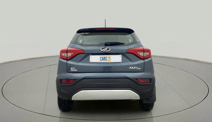 2022 Mahindra XUV300 W8 (O) 1.2 PETROL AMT, Petrol, Automatic, 9,801 km, Back/Rear