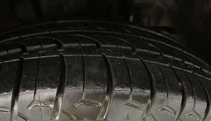 2022 Tata Tiago XZ PLUS CNG, CNG, Manual, 60,802 km, Right Front Tyre Tread