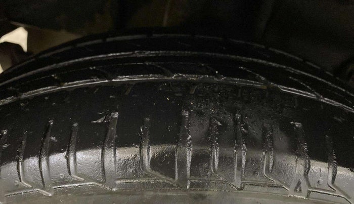 2022 Tata Tiago XZ PLUS CNG, CNG, Manual, 60,802 km, Right Rear Tyre Tread