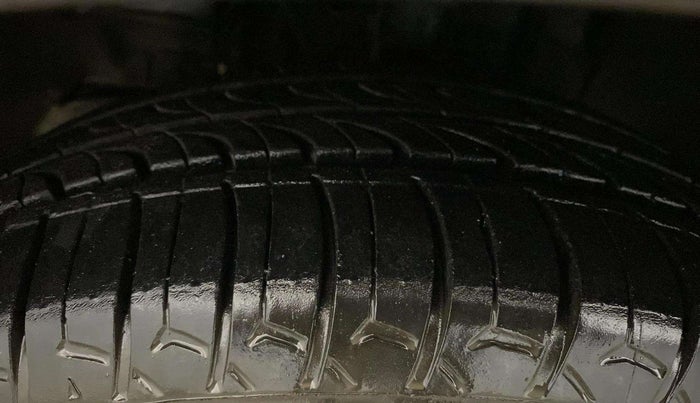 2022 Tata Tiago XZ PLUS CNG, CNG, Manual, 60,802 km, Left Front Tyre Tread
