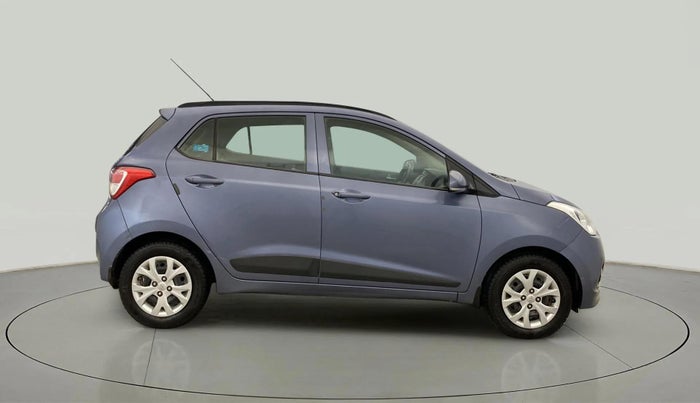 2015 Hyundai Grand i10 SPORTZ 1.2 KAPPA VTVT, Petrol, Manual, 50,962 km, Right Side View