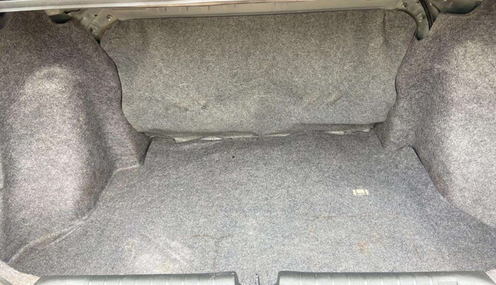 2023 Honda Amaze 1.2L I-VTEC VX CVT, Petrol, Automatic, 38,760 km, Boot Inside