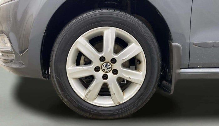 2015 Volkswagen Polo COMFORTLINE 1.2L, Petrol, Manual, 53,300 km, Left Front Wheel