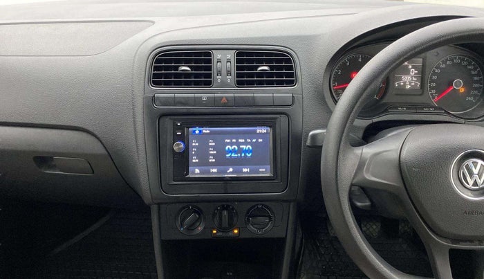 2015 Volkswagen Polo COMFORTLINE 1.2L, Petrol, Manual, 53,300 km, Air Conditioner
