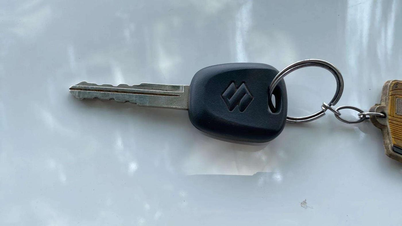 2024 Maruti Alto K10 VXI AMT, Petrol, Automatic, 10,294 km, Key Close Up