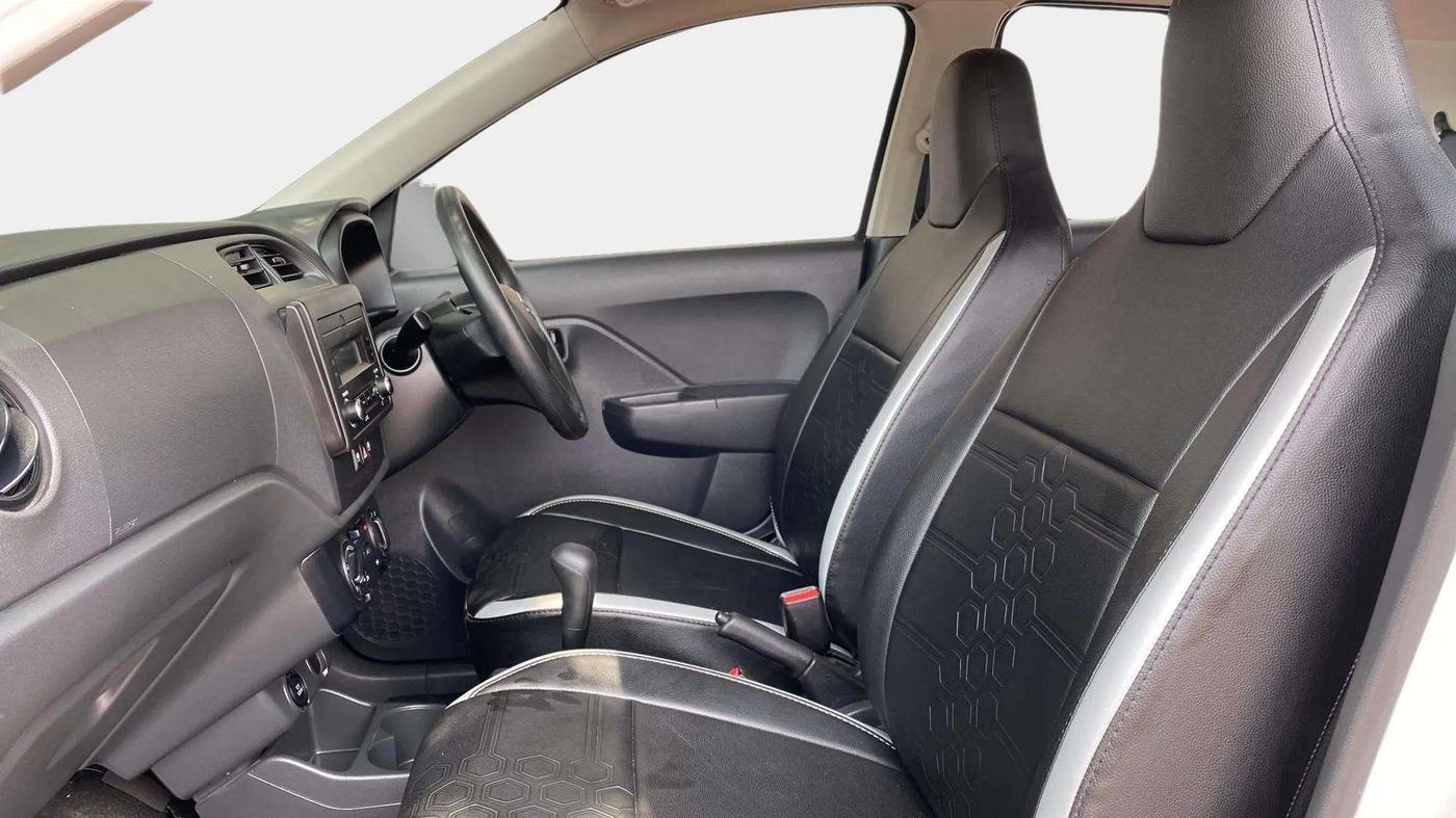 2024 Maruti Alto K10 VXI AMT, Petrol, Automatic, 10,294 km, Right Side Front Door Cabin