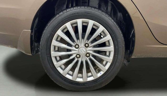 2017 Maruti Ciaz ALPHA 1.4 PETROL, Petrol, Manual, 10,442 km, Right Rear Wheel