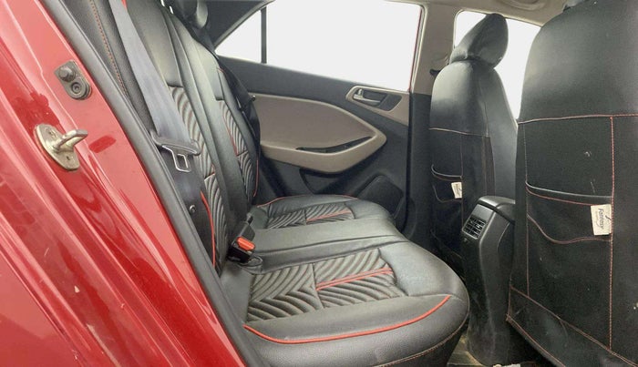 2017 Hyundai Elite i20 ASTA 1.2 (O), Petrol, Manual, 74,249 km, Right Side Rear Door Cabin