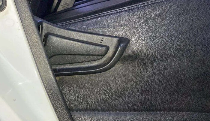 2020 Maruti S PRESSO VXI+, Petrol, Manual, 30,909 km, Driver Side Adjustment Panel