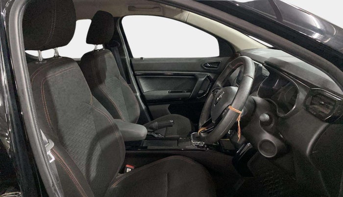 2023 Renault Kiger RXZ Turbo CVT Urban Night Limited, Petrol, Automatic, 9,896 km, Right Side Front Door Cabin