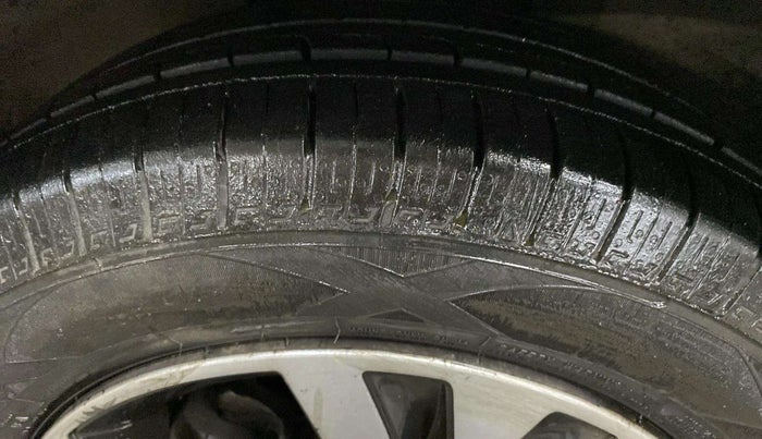 2020 Tata Tiago XZA PETROL, Petrol, Automatic, 46,850 km, Right Front Tyre Tread