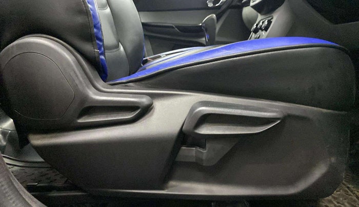 2020 Tata Tiago XZA PETROL, Petrol, Automatic, 46,850 km, Driver Side Adjustment Panel