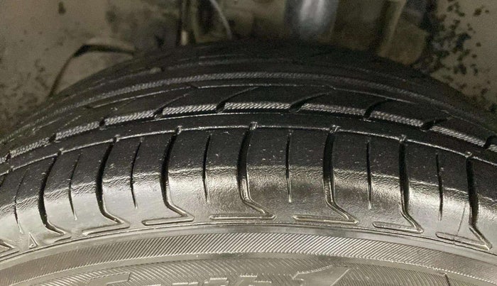 2022 Tata Tiago XM CNG, CNG, Manual, 58,504 km, Left Front Tyre Tread