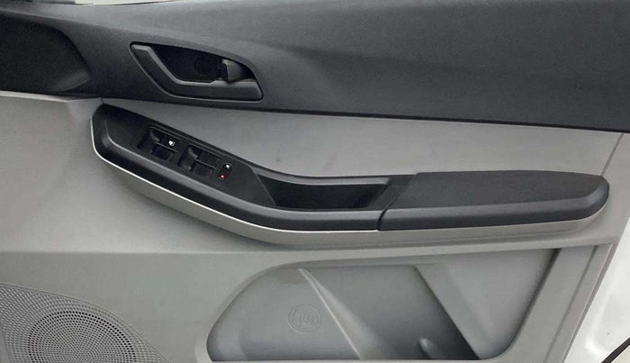 2022 Tata Tiago XM CNG, CNG, Manual, 58,504 km, Driver Side Door Panels Control