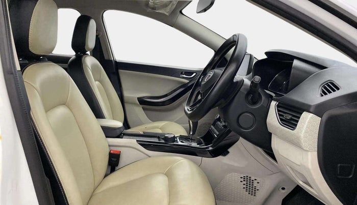 2021 Tata NEXON XZA PLUS PETROL, Petrol, Automatic, 28,124 km, Right Side Front Door Cabin