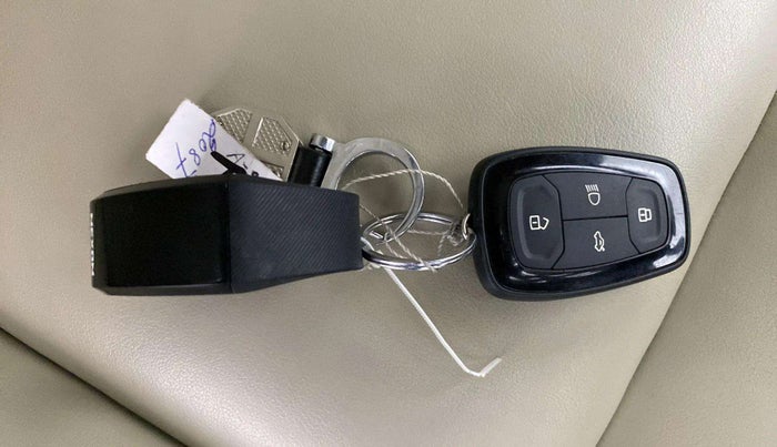 2021 Tata NEXON XZA PLUS PETROL, Petrol, Automatic, 28,124 km, Key Close Up