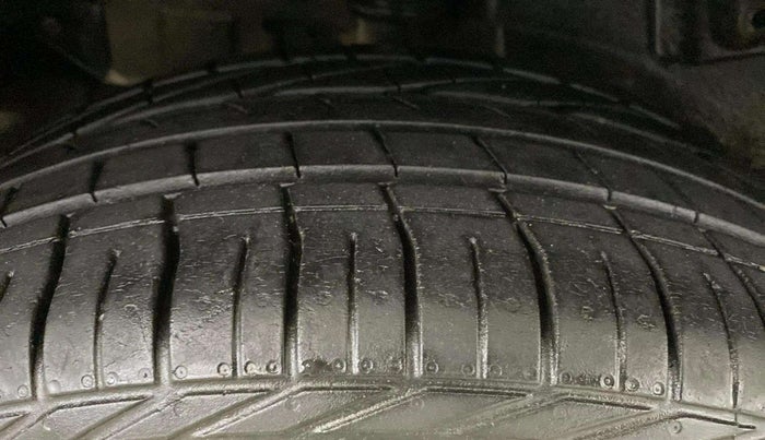 2021 Tata NEXON XZA PLUS PETROL, Petrol, Automatic, 28,124 km, Right Rear Tyre Tread