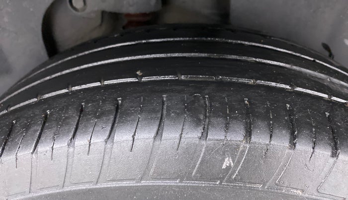 2021 Tata Harrier XZ PLUS 2.0L DUAL TONE, Diesel, Manual, 70,859 km, Left Rear Tyre Tread