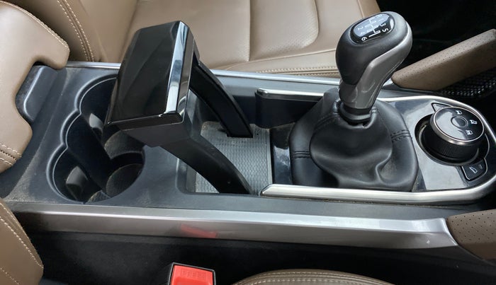 2021 Tata Harrier XZ PLUS 2.0L DUAL TONE, Diesel, Manual, 70,859 km, Gear Lever