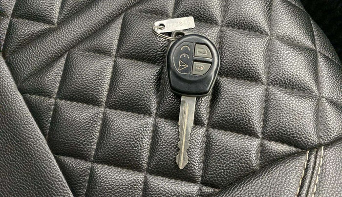 2021 Maruti Baleno DELTA CVT PETROL 1.2, Petrol, Automatic, 53,860 km, Key Close Up