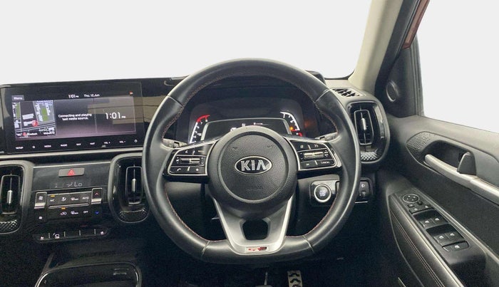 2021 KIA SONET GTX PLUS 1.0 IMT DUAL TONE, Petrol, Manual, 38,978 km, Steering Wheel Close Up