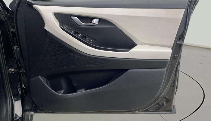 2022 Hyundai Creta SX 1.5 PETROL, Petrol, Manual, 37,282 km, Driver Side Door Panels Control