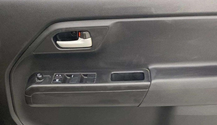 2021 Maruti New Wagon-R VXI 1.0, Petrol, Manual, 24,463 km, Driver Side Door Panels Control